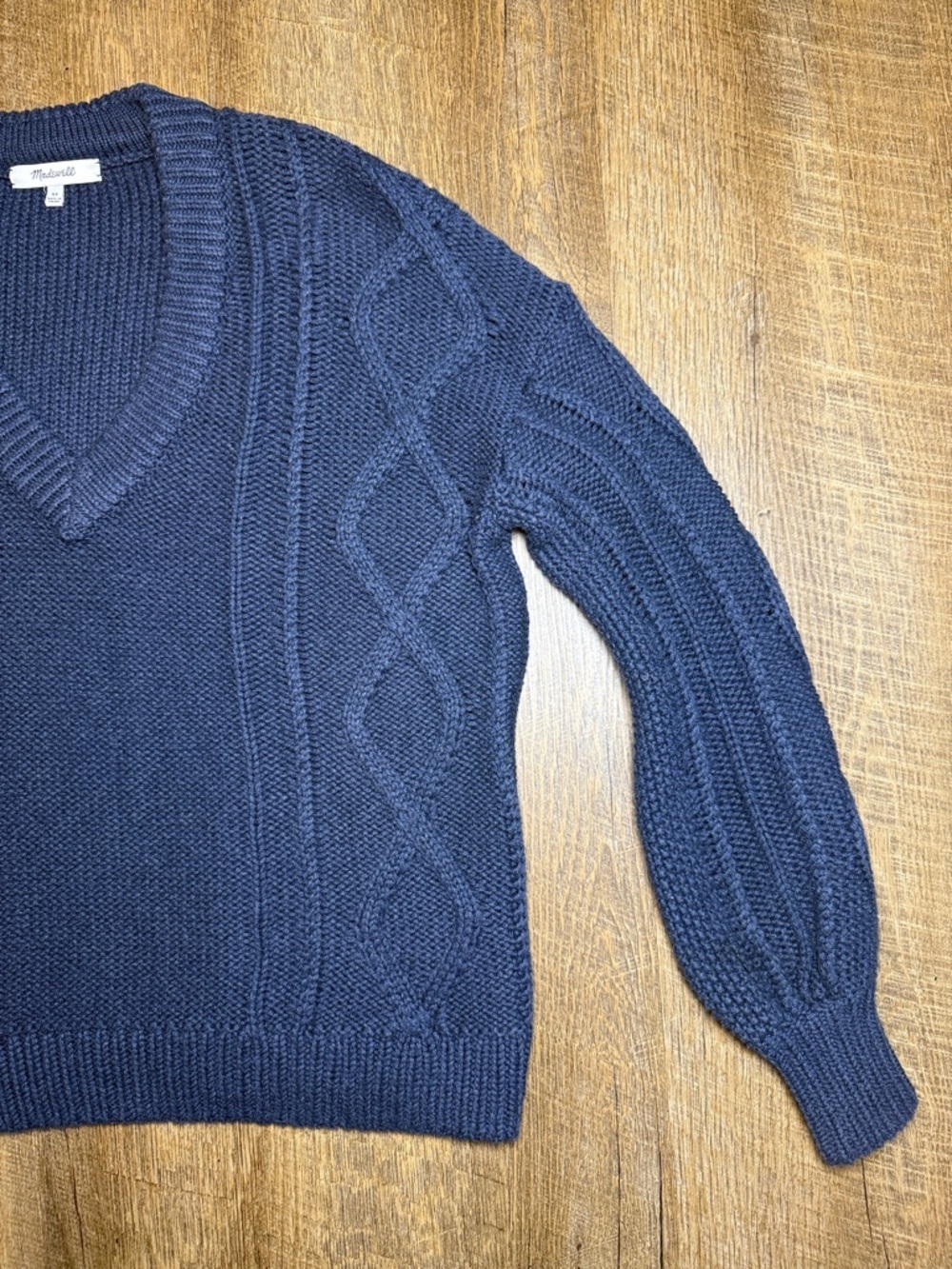 Madewell Women’s Augustus Cableknit V-Neck Navy Sweater Size X-Small - Picture 5 of 10